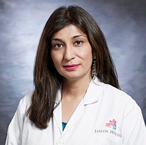 Gynecologist consultation with Dr Rishma Dhillon-Pai